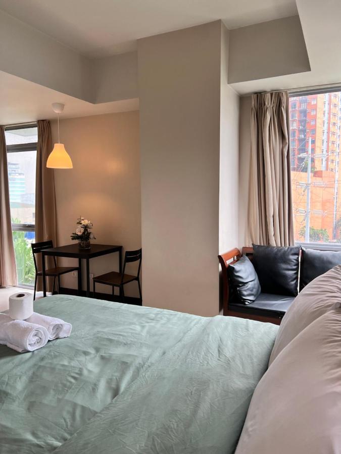 Manhattan Heights Tower D Aparthotel มะนิลา ภายนอก รูปภาพ