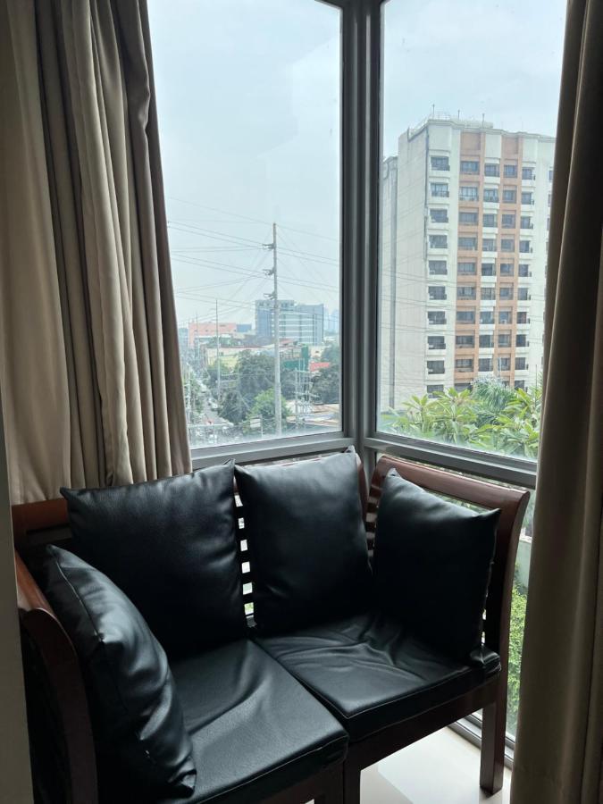 Manhattan Heights Tower D Aparthotel มะนิลา ภายนอก รูปภาพ